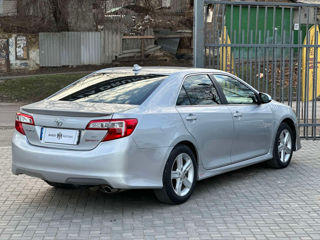 Toyota Camry foto 6