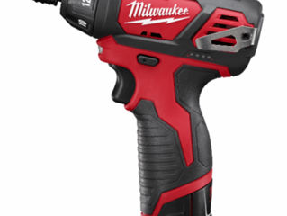 Шуруповерт аккумуляторный Milwaukee 2401-22 foto 1