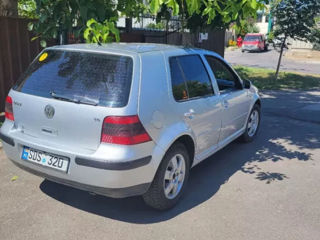 Volkswagen Golf foto 4