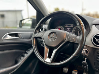 Mercedes B-Class foto 6