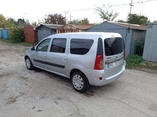 Dacia Logan foto 2