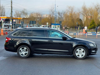 Skoda Octavia foto 5