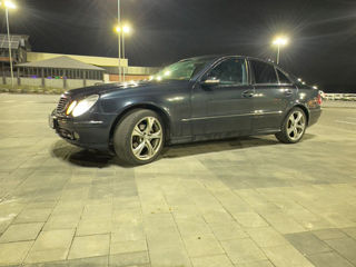 Mercedes E-Class foto 6