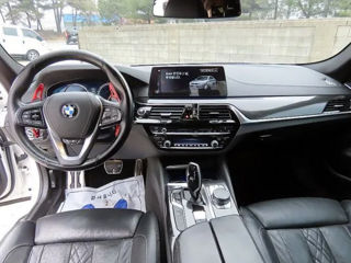 BMW 5 Series foto 5