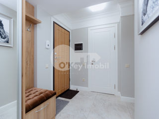 Apartament cu 2 camere, 70 m², Centru, Chișinău foto 12