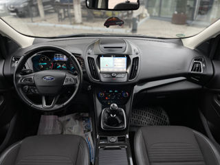 Ford Kuga foto 10