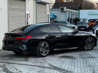 BMW 8 Series foto 3