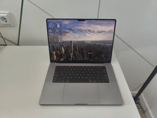 MacBook  PRO 16inch, 32gb 512 b foto 2