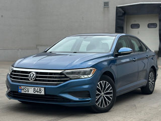 Volkswagen Jetta foto 4