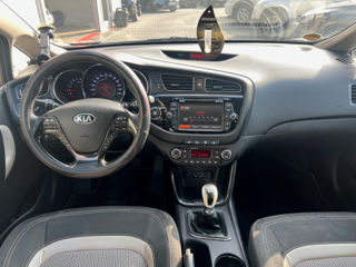 KIA Ceed foto 12