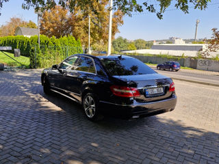 Mercedes E-Class foto 2