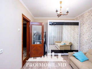 Apartament cu 3 camere, 67 m², Buiucani, Chișinău foto 5