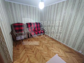 Apartament cu 3 camere, 68 m², Podul Chișinăului, Bălți foto 3