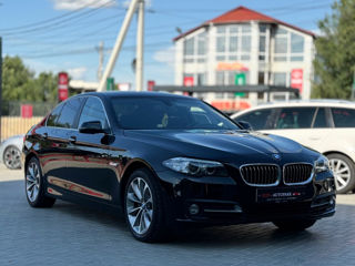 BMW 5 Series foto 2