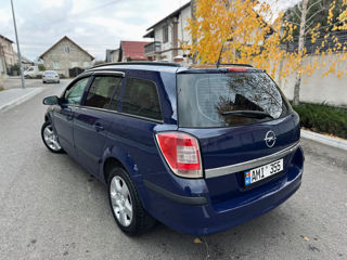 Opel Astra foto 4