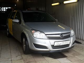 Piese auto разборка запчасти zapceasti   Opel Astra H foto 8