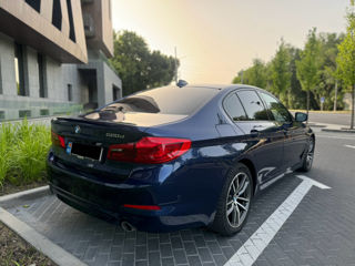 BMW 5 Series foto 3