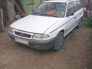 Opel Astra foto 2