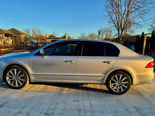 Skoda Superb foto 6