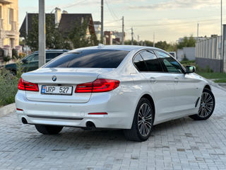 BMW 5 Series foto 6