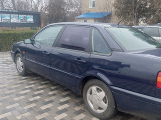 Volkswagen Passat foto 3