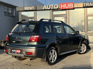 Mitsubishi Outlander foto 3