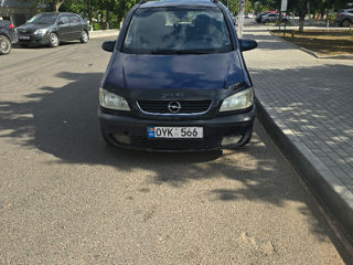 Opel Zafira foto 5