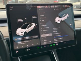 Tesla Model 3 foto 9