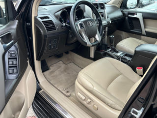 Toyota Land Cruiser Prado foto 8