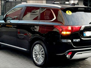 Mitsubishi Outlander foto 5