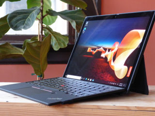 Lenovo Thinkpad X12 laptop – tablet 2023 - I5 11 gen + Iris Xe Graphics/ 16gb / touch 600euro
