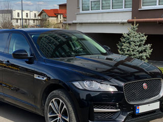 Jaguar F-PACE foto 1