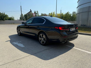 BMW 5 Series foto 4