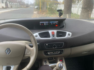 Renault Grand Scenic foto 11