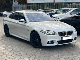 BMW 5 Series foto 1