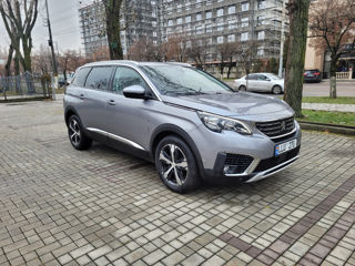 Peugeot 5008 foto 2