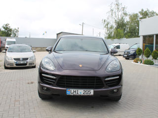 Porsche Cayenne foto 2