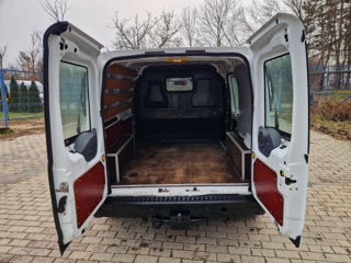 Ford Transit Connect foto 3