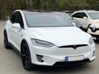 Tesla Model X foto 5