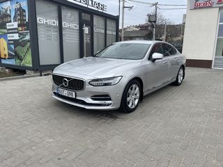 Volvo S90 foto 2