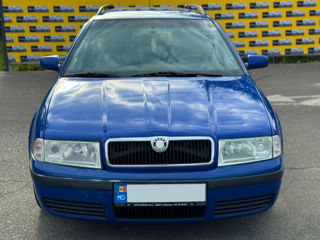 Skoda Octavia foto 2