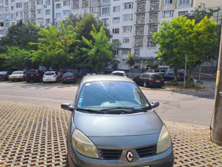 Renault Grand Scenic foto 10