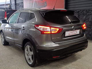 Nissan Qashqai foto 9