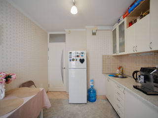 Apartament cu 2 camere, 78 m², Centru, Chișinău foto 3