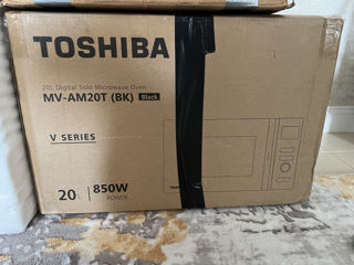 Toshiba 800w 20L foto 6