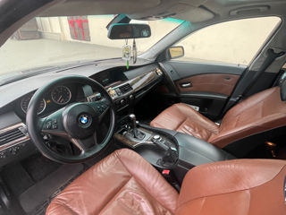 BMW 5 Series foto 7