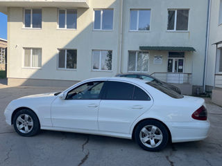 Mercedes E-Class foto 9