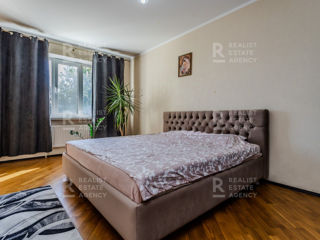 Apartament cu 3 camere, 121 m², Ciocana, Chișinău foto 8