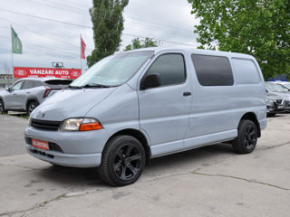 Toyota Hiace foto 0