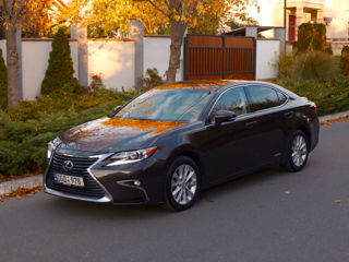 Lexus ES Series